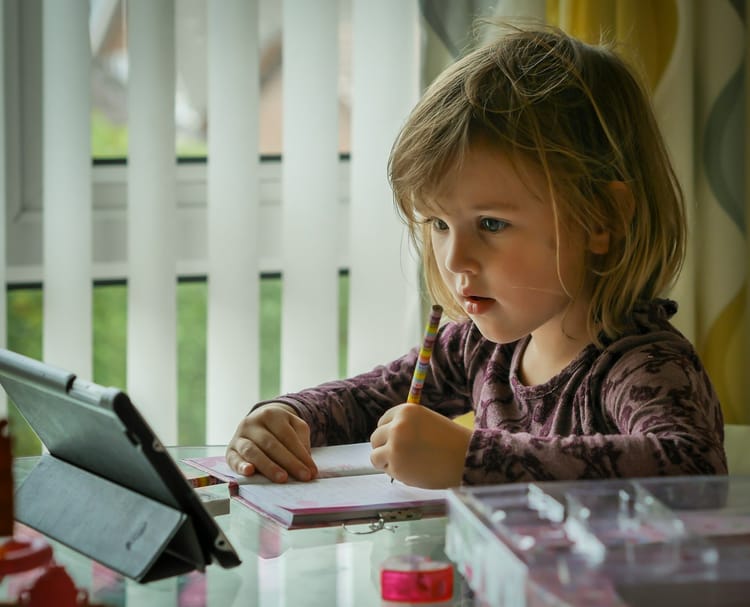 Screen Time and Learning: Finding a Healthy Balance